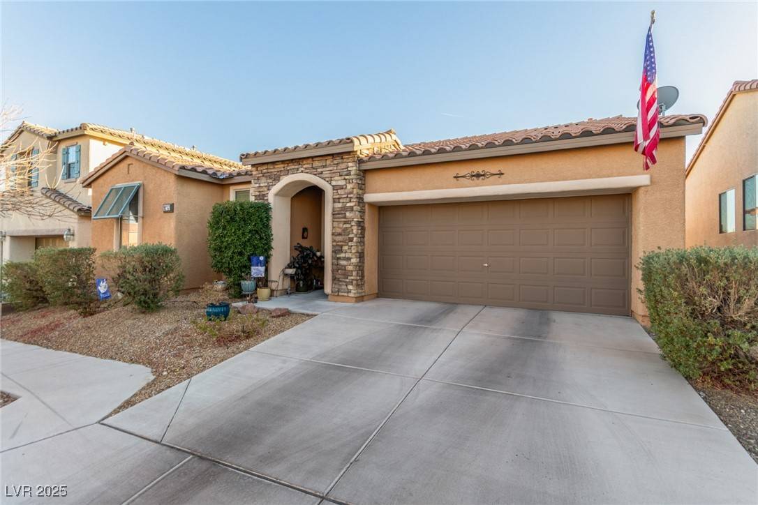 Las Vegas, NV 89149,9217 Longhorn Falls CT