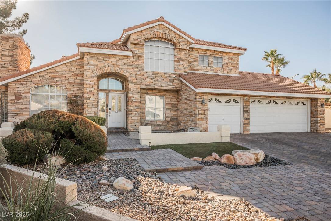 Las Vegas, NV 89128,2000 White Falls ST