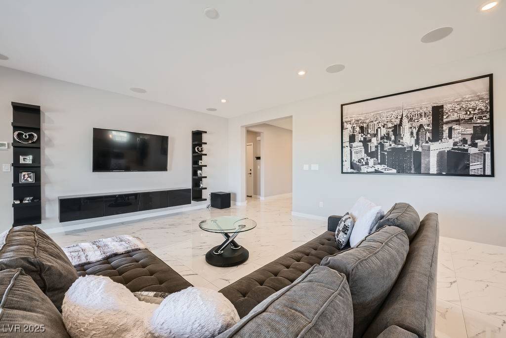North Las Vegas, NV 89084,6834 Compass ST