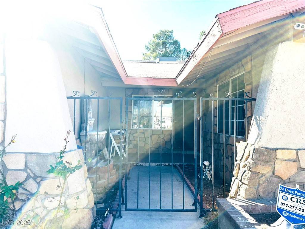 Las Vegas, NV 89146,3155 Mountain Spring RD