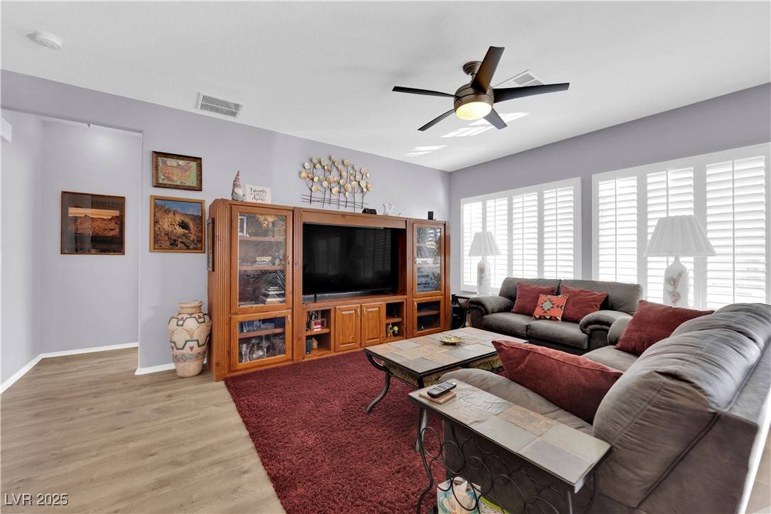 North Las Vegas, NV 89084,2525 Shore Bird AVE