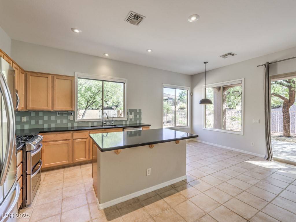 Henderson, NV 89052,12 Fallows Fire CT