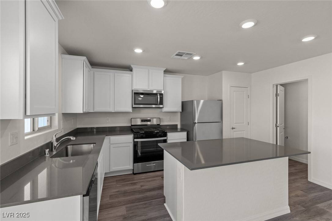Las Vegas, NV 89122,6222 Blood Lily AVE