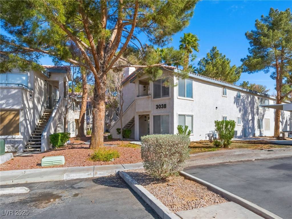 Las Vegas, NV 89120,3038 Casey DR #204