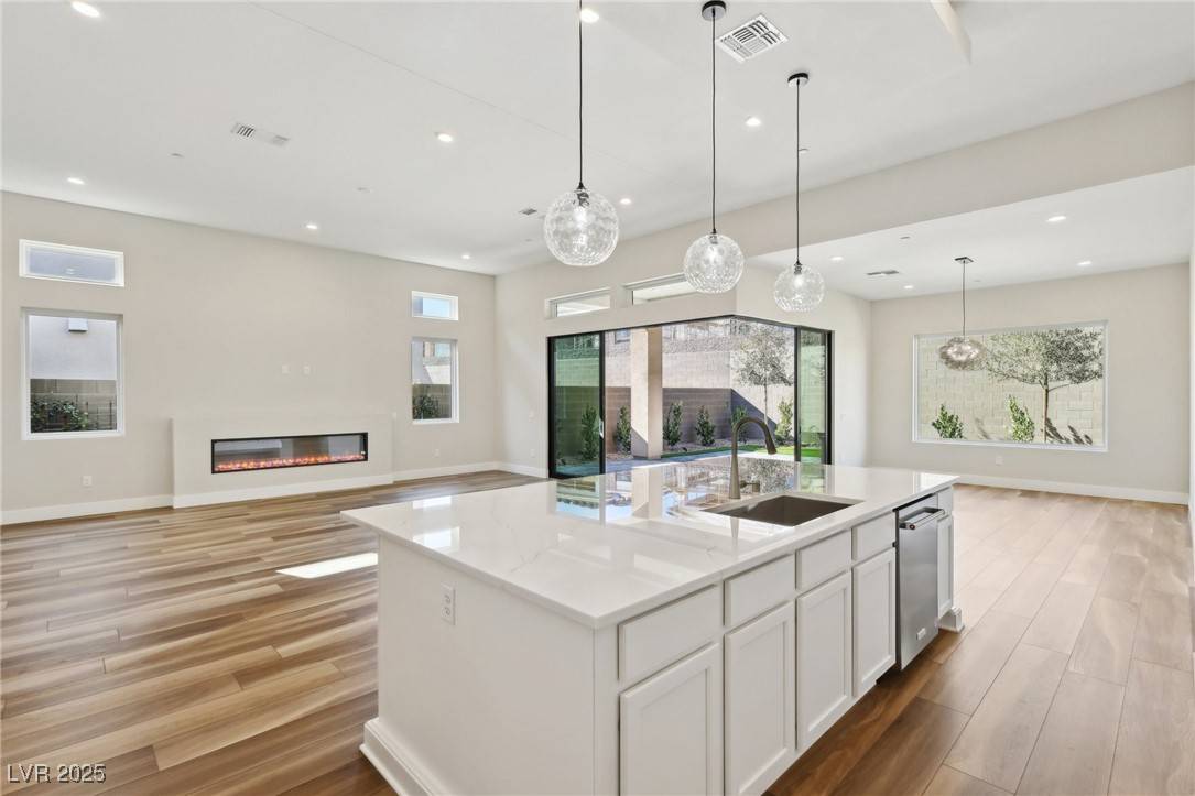 Las Vegas, NV 89135,4973 Sandline CT