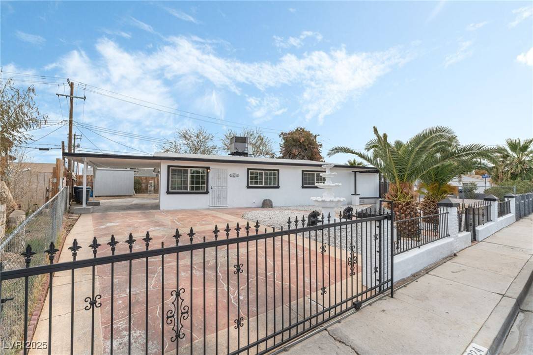 North Las Vegas, NV 89030,2824 Bassler ST