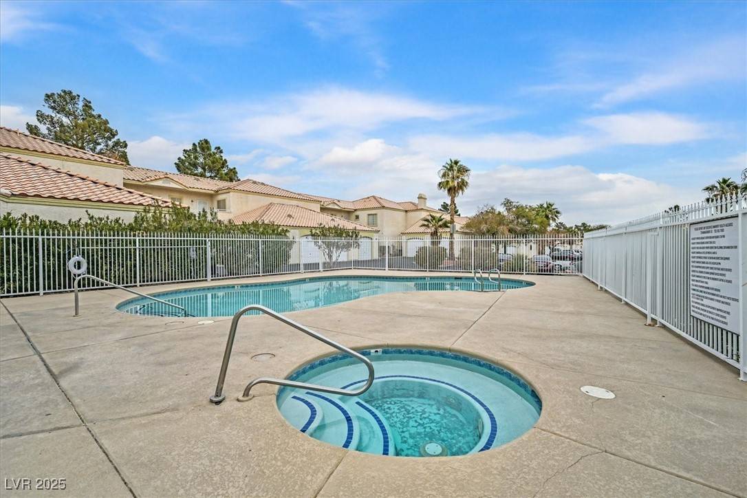 Las Vegas, NV 89108,1900 N Torrey Pines DR #112