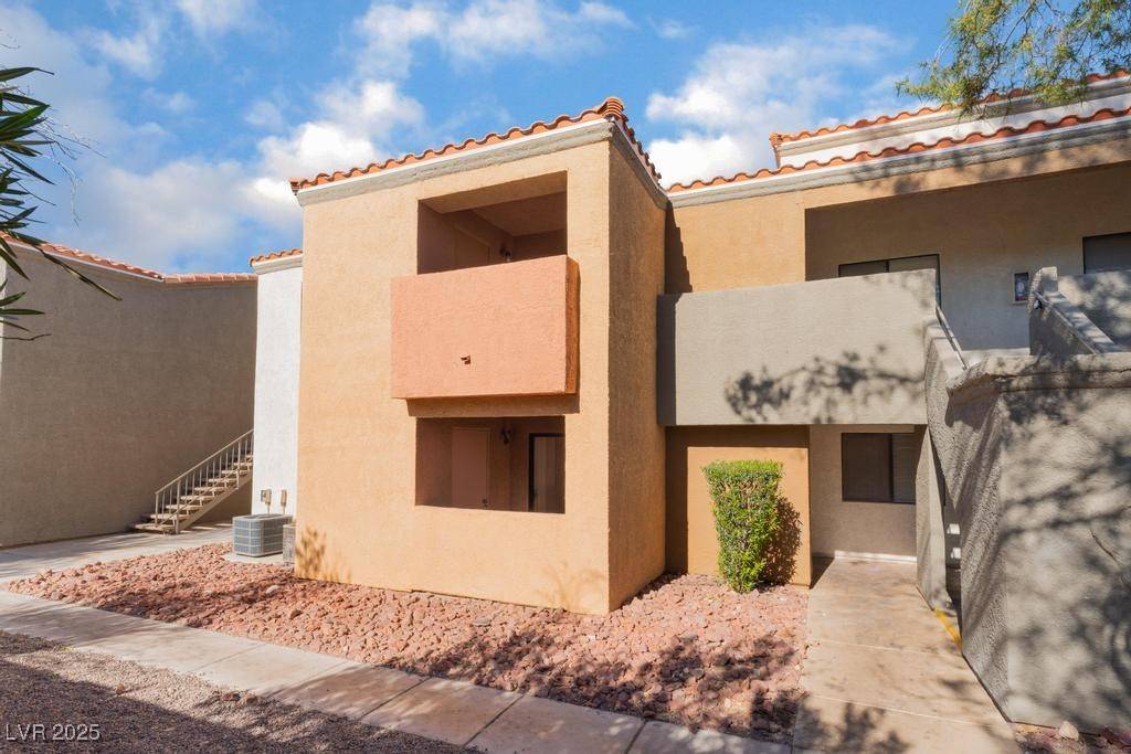 Las Vegas, NV 89128,3151 Soaring Gulls DR #1138