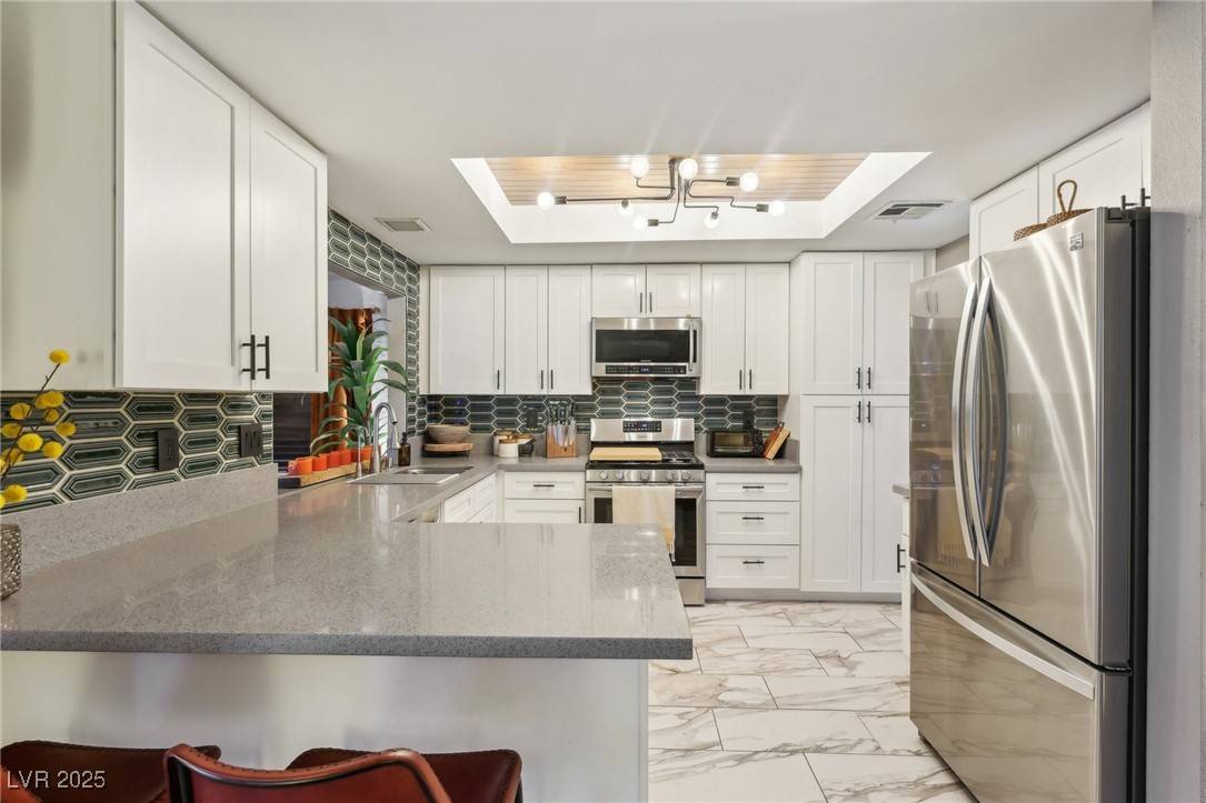Las Vegas, NV 89119,1655 E Hacienda AVE