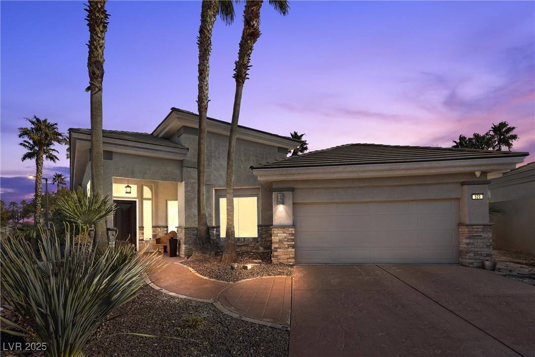 Las Vegas, NV 89144,520 Summer Mesa DR