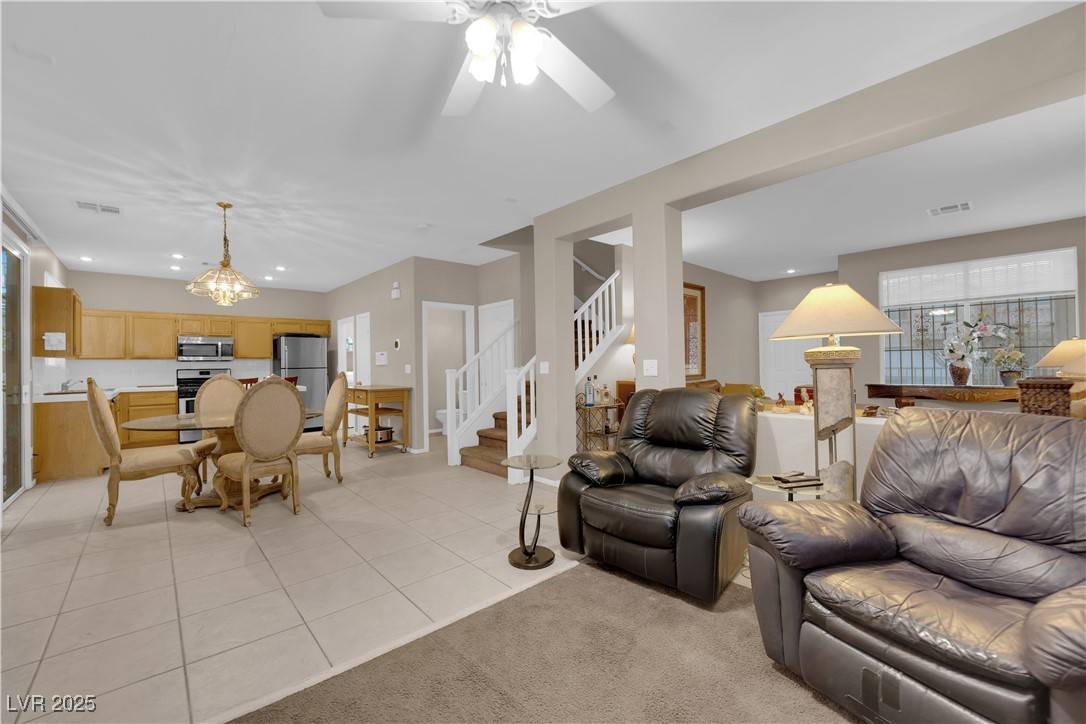 Las Vegas, NV 89110,1180 Swarthmore CT
