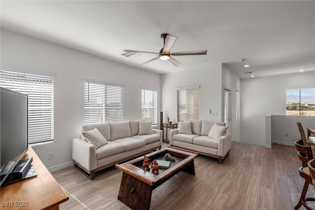 Las Vegas, NV 89131,7230 N Decatur BLVD #6