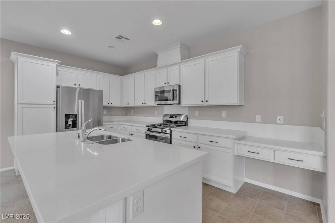 Las Vegas, NV 89148,5233 Fiery Sky Ridge ST