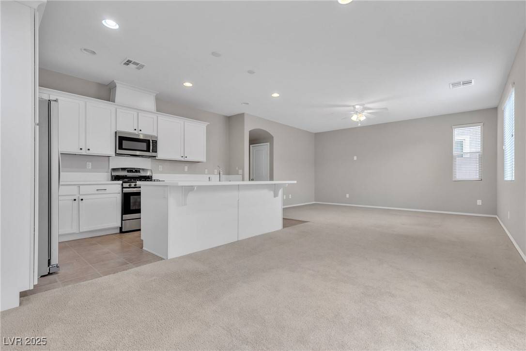 Las Vegas, NV 89148,5233 Fiery Sky Ridge ST