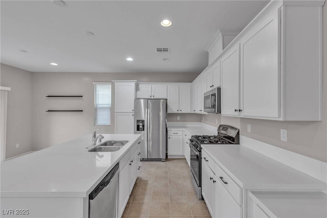 Las Vegas, NV 89148,5233 Fiery Sky Ridge ST