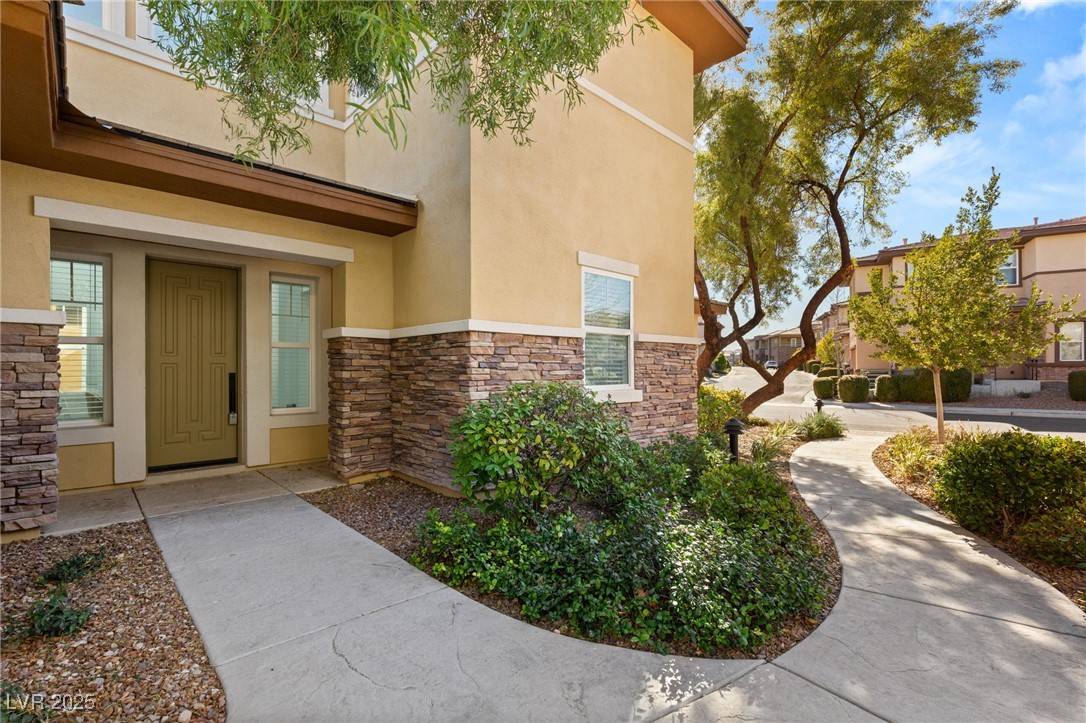 Las Vegas, NV 89135,11280 Granite Ridge DR #1044