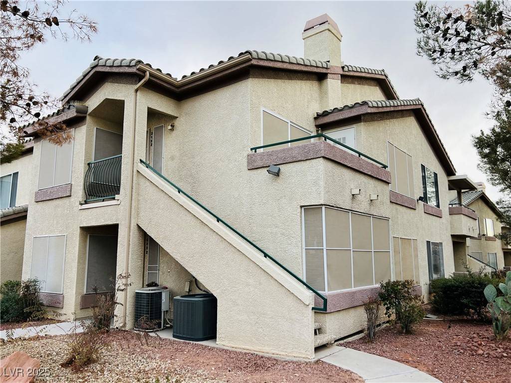 Las Vegas, NV 89122,5710 E Tropicana AVE #2122