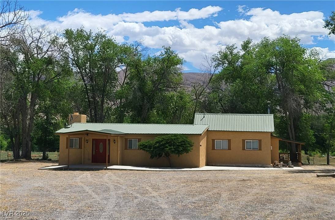 Alamo, NV 89001,376 Main ST
