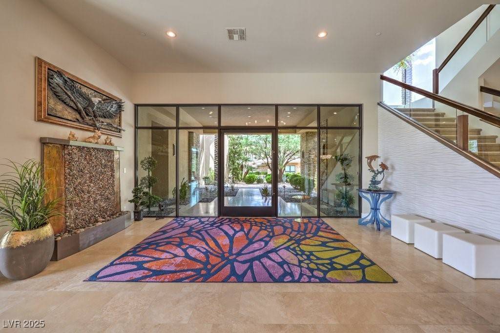 Henderson, NV 89012,583 Saint Croix ST