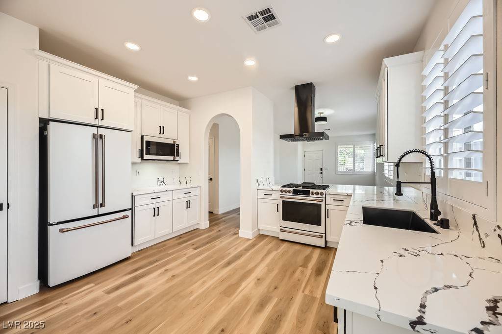 Las Vegas, NV 89135,10282 Country Flats LN