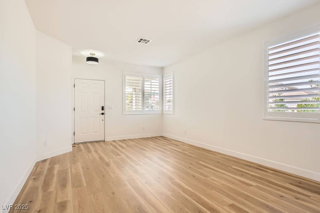 Las Vegas, NV 89135,10282 Country Flats LN