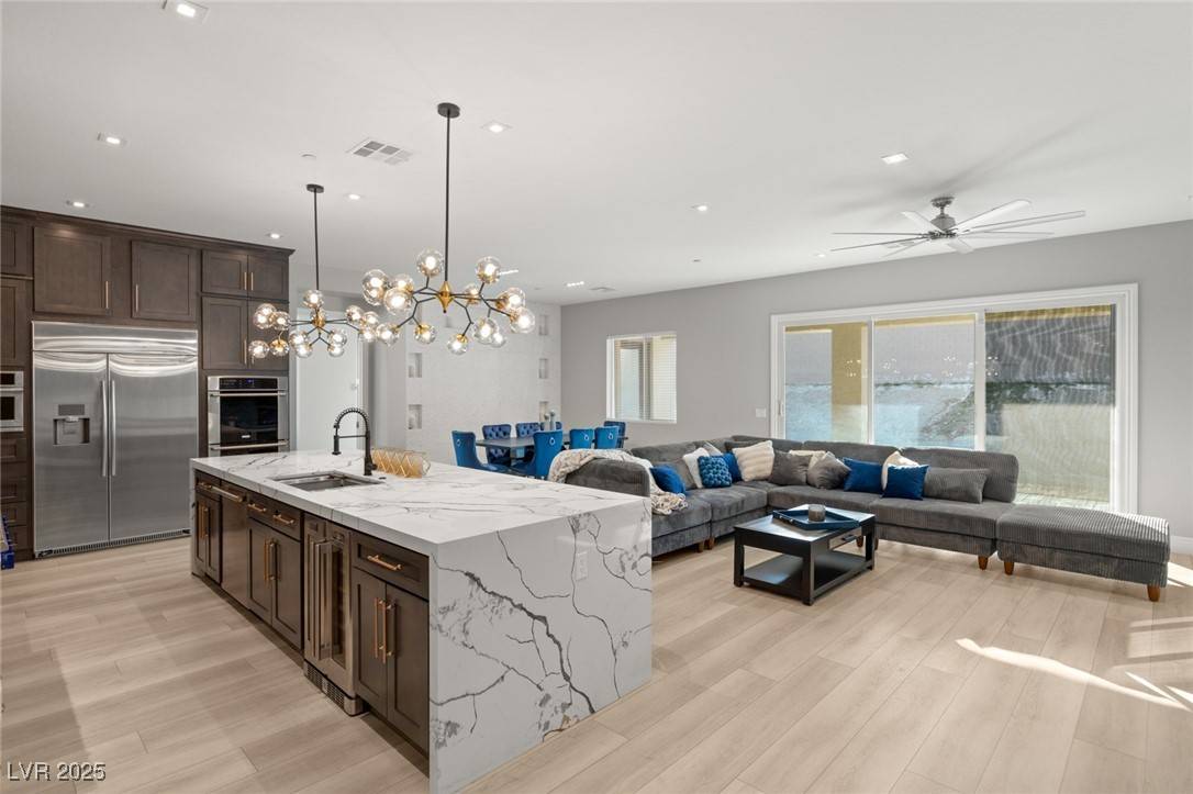 Las Vegas, NV 89117,2669 PIONEER ESTATES CT