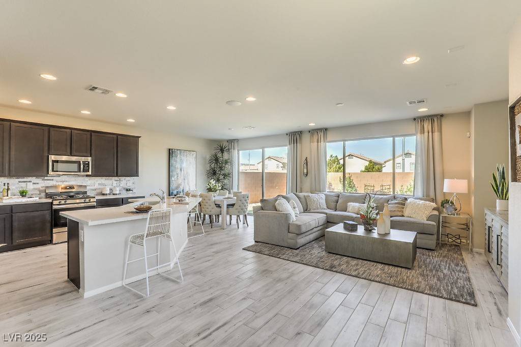 Las Vegas, NV 89148,8406 Sycamore Creek ST