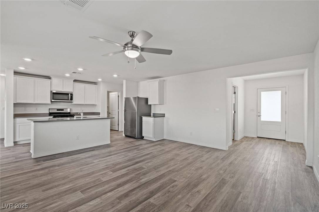 North Las Vegas, NV 89032,1716 Sandia Rock AVE