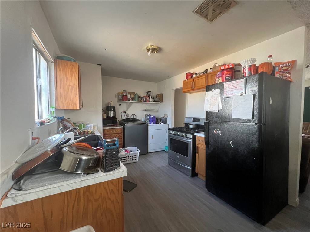 North Las Vegas, NV 89032,1900 W Carey AVE