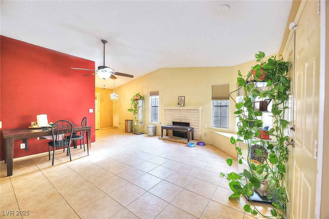 Las Vegas, NV 89156,2256 Sabroso ST