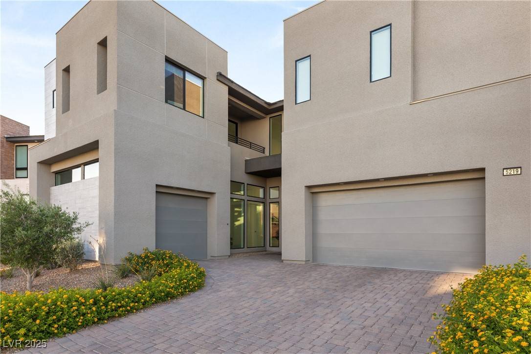 Las Vegas, NV 89135,5219 Iron River CT