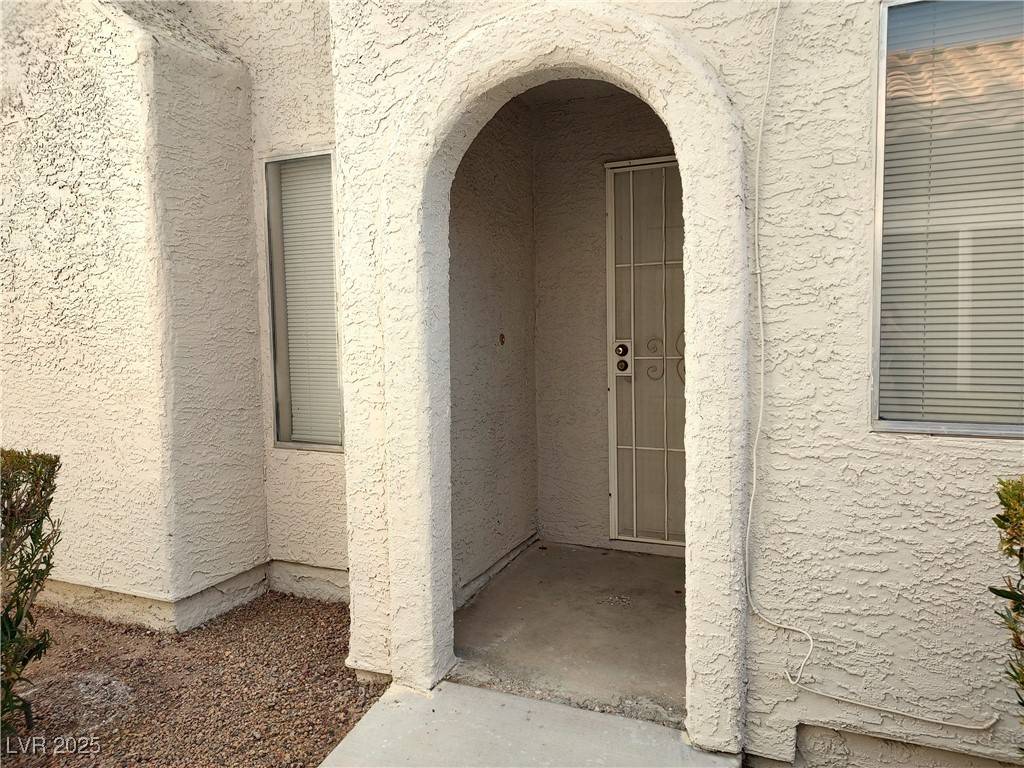 Laughlin, NV 89029,2119 Pebble Creek LN