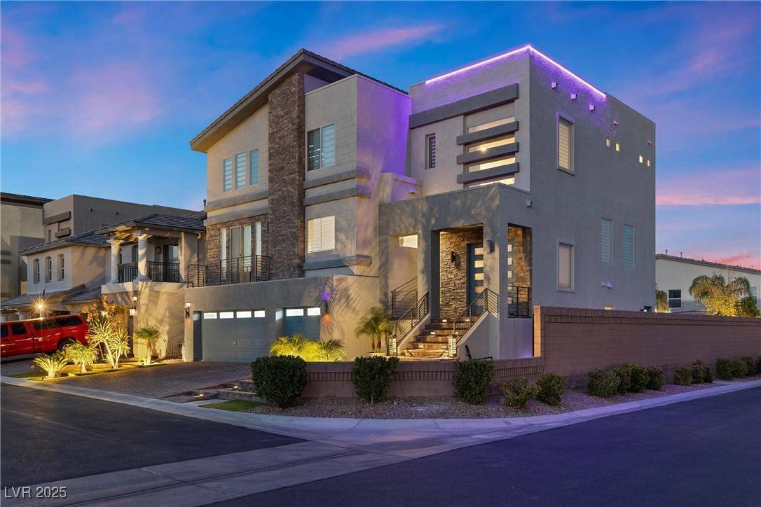 Las Vegas, NV 89139,8620 Grove Mill CT