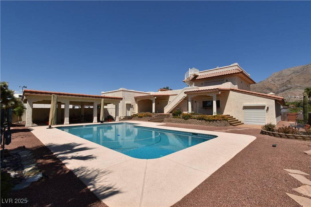 Las Vegas, NV 89156,1655 Stonehill RD