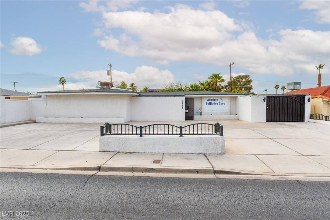 Las Vegas, NV 89169,3127 S Eastern AVE