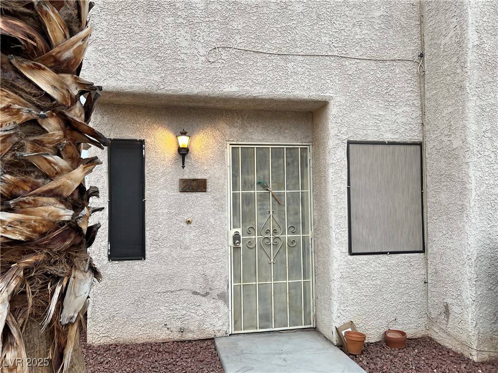 Las Vegas, NV 89121,2611 Aracatuba AVE