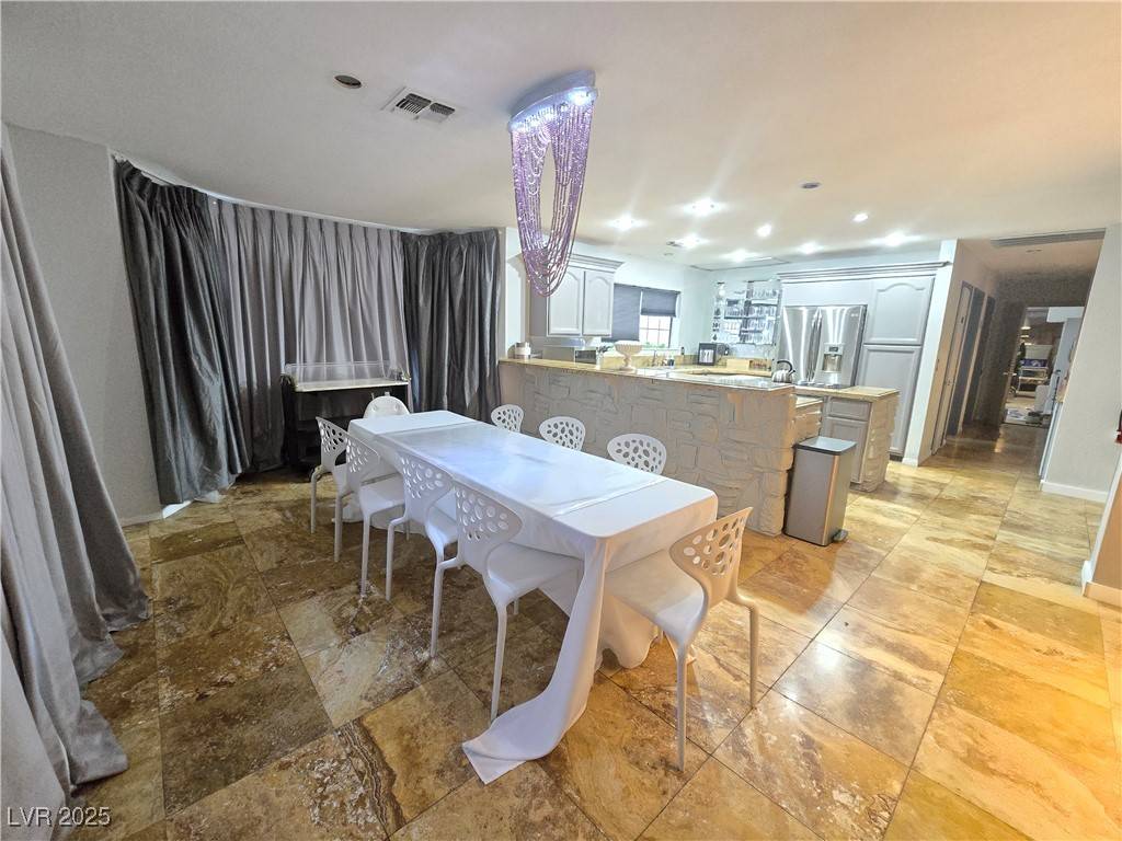 Las Vegas, NV 89117,2575 S Tenaya WAY