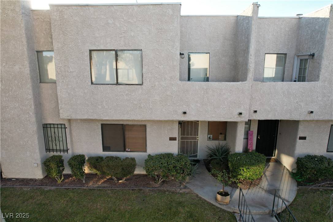 Las Vegas, NV 89121,2638 Aracatuba AVE