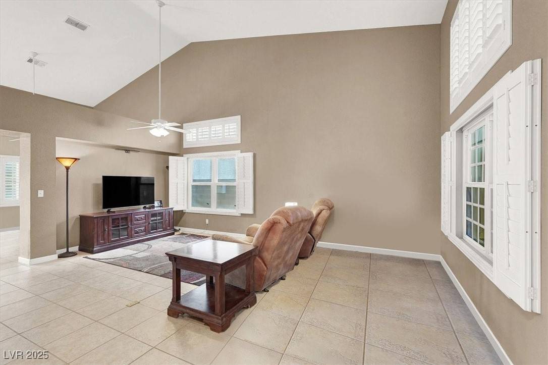 Henderson, NV 89074,2823 Camelback LN