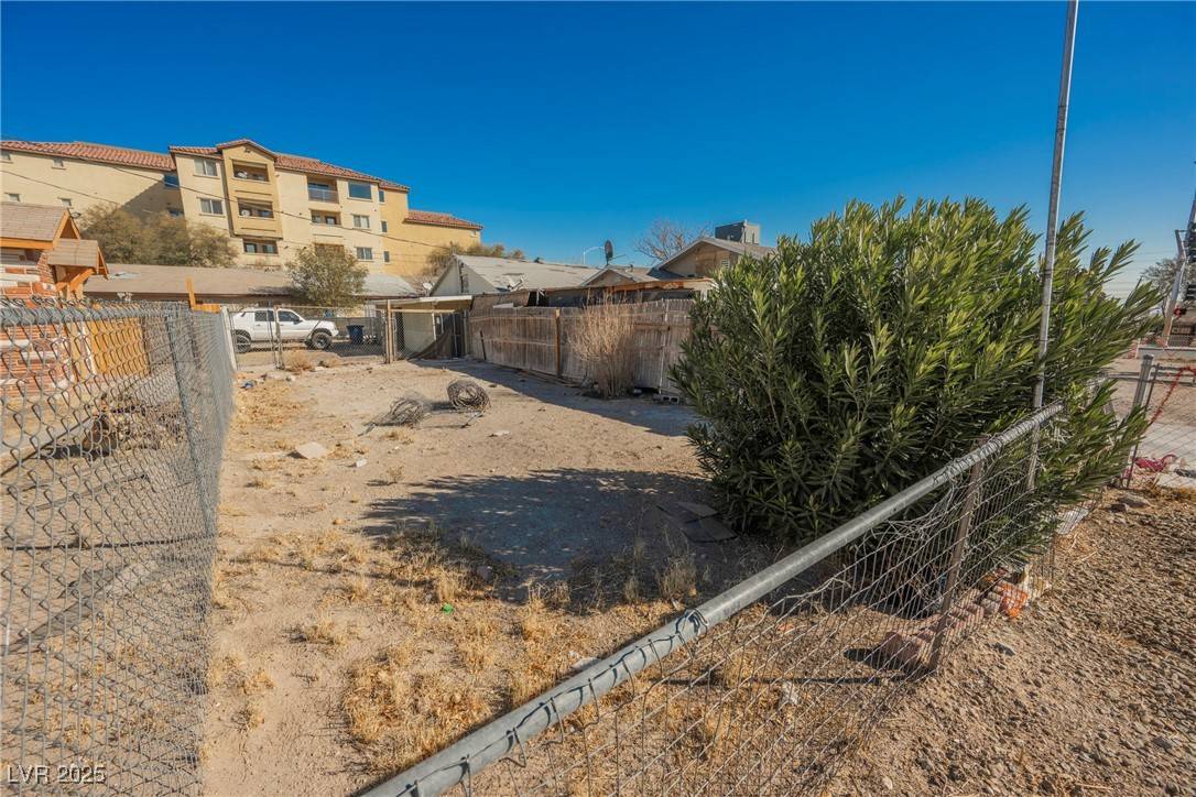 Las Vegas, NV 89101,1220 E Ogden AVE