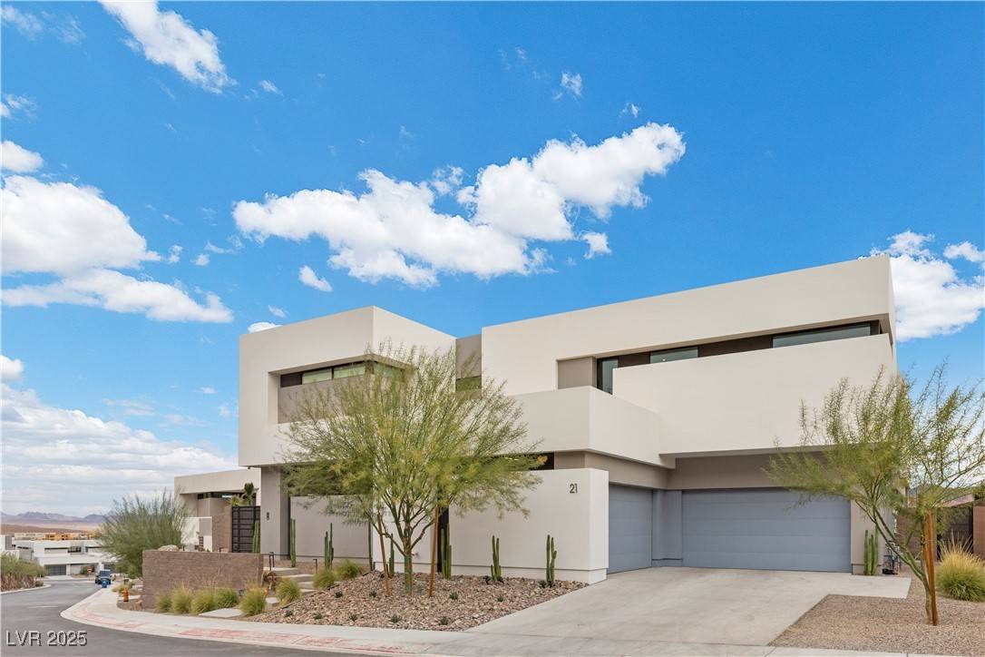 Henderson, NV 89011,21 Canyon Bay DR