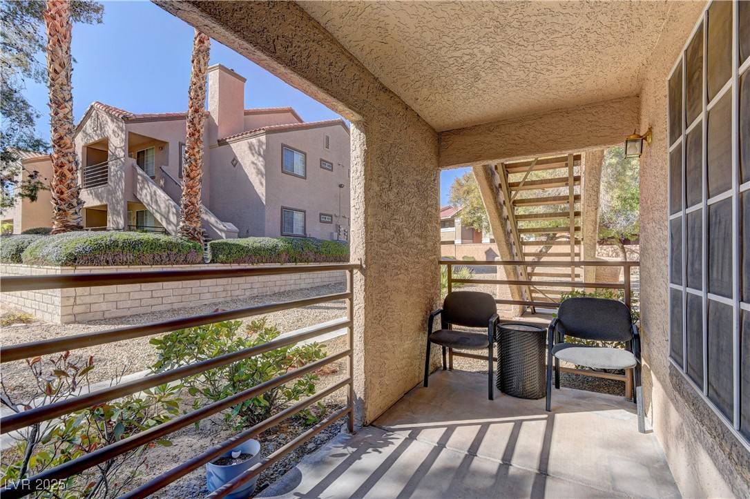 Las Vegas, NV 89117,9070 Spring Mountain RD #113