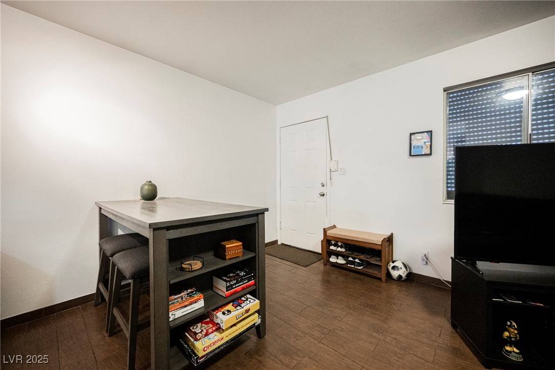 Las Vegas, NV 89121,271 Greenbriar Townhouse WAY