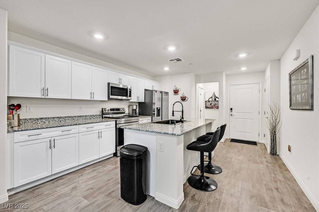 North Las Vegas, NV 89086,6867 Evening Orchid ST