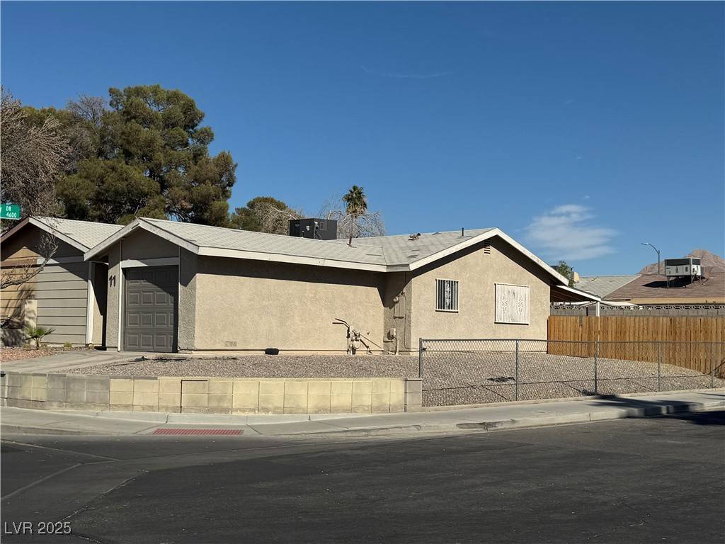 Las Vegas, NV 89110,11 Page ST