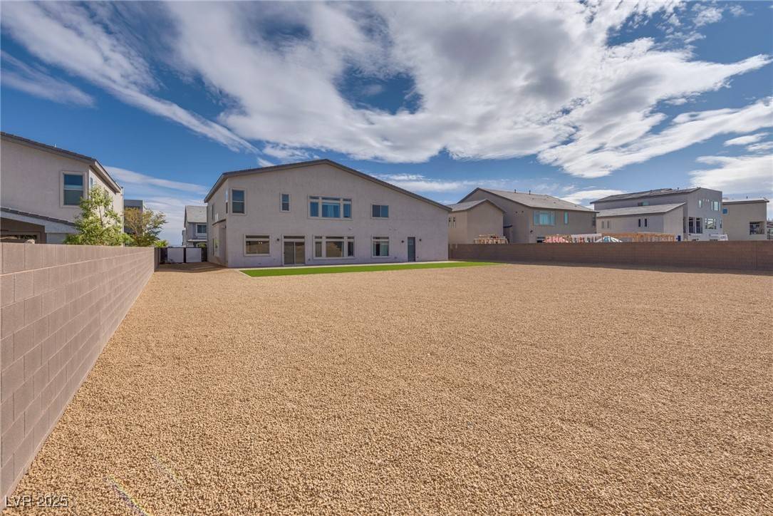 Las Vegas, NV 89113,8541 S Pioneer WAY