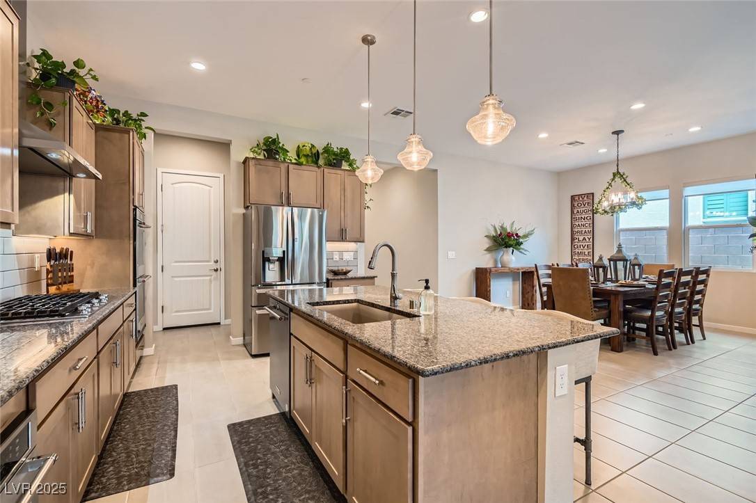 Henderson, NV 89044,3395 Sleeping Hills AVE