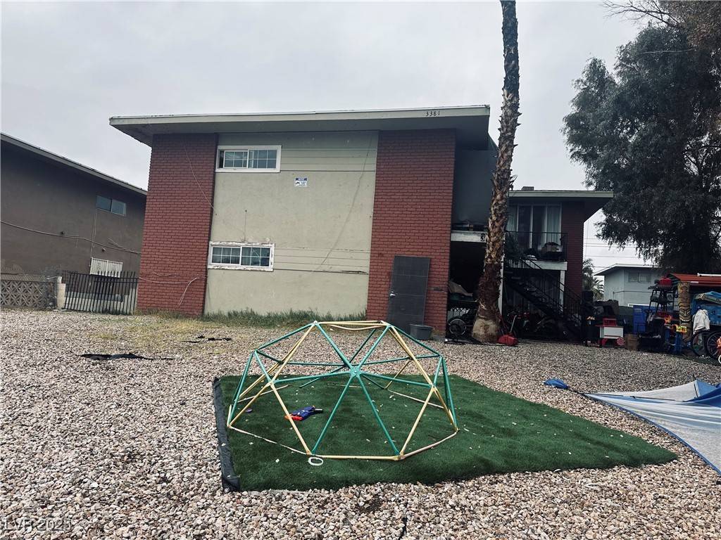 Las Vegas, NV 89169,3381 Brussels ST