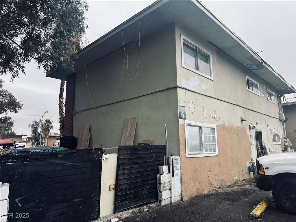 Las Vegas, NV 89169,3381 Brussels ST