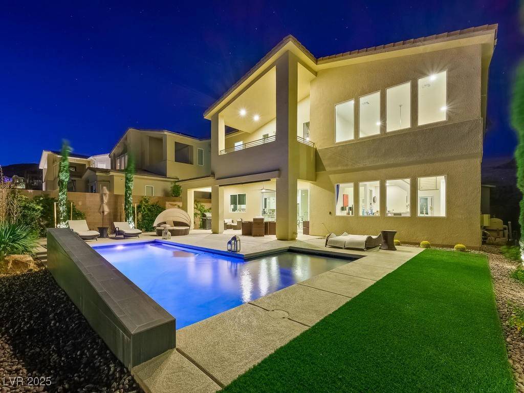Henderson, NV 89011,3 Hilltop Crest ST